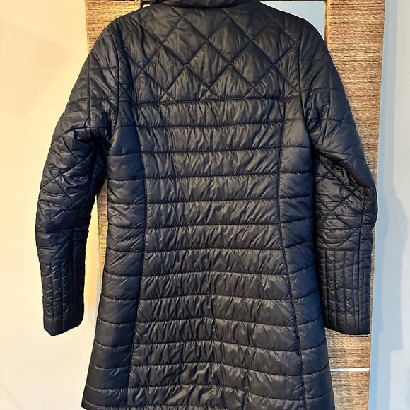 Patagonia Navy Blue Radalie Parka- size medium - Picture 2 of 4